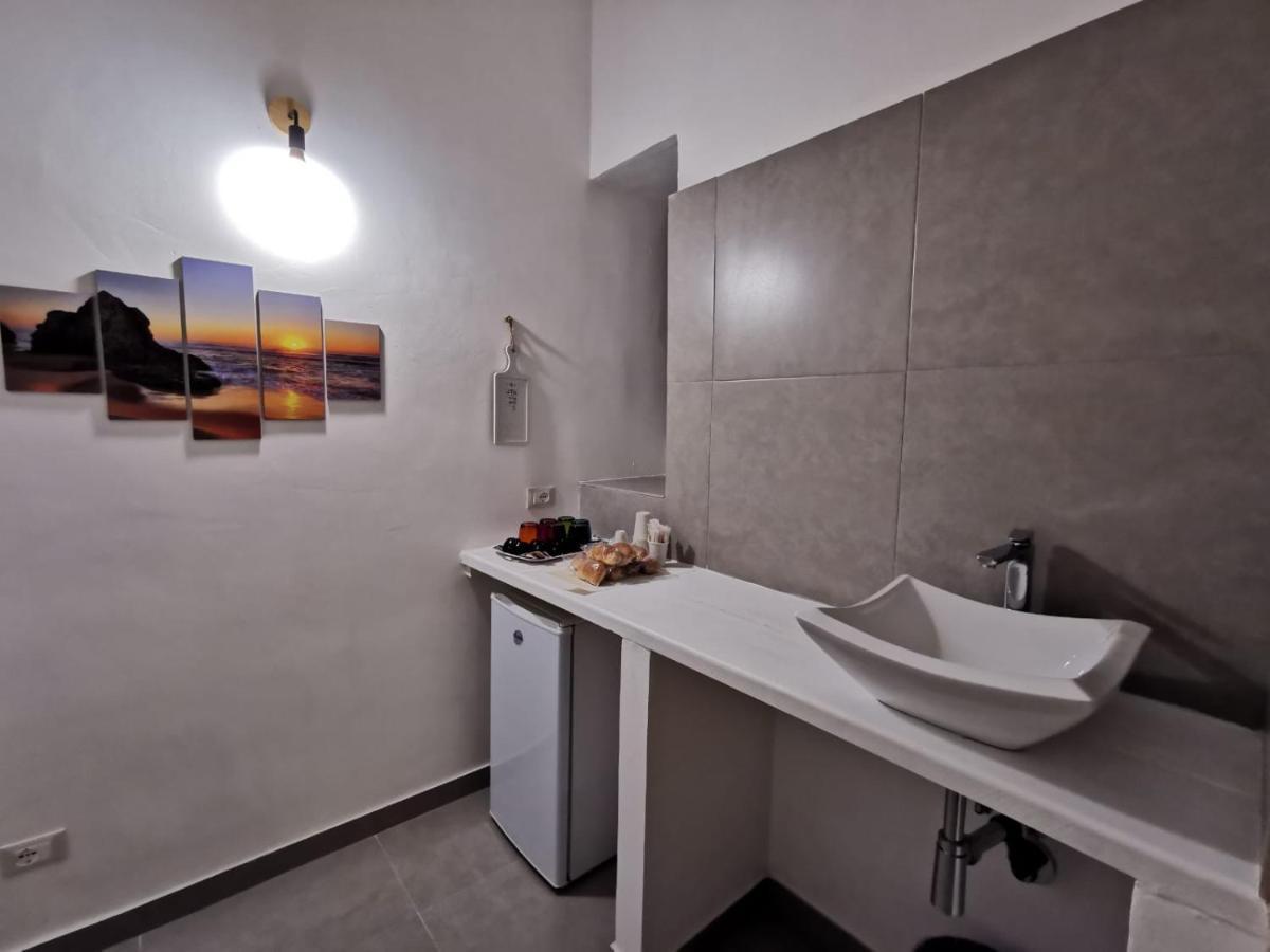 Hercules Suites Noto Extérieur photo