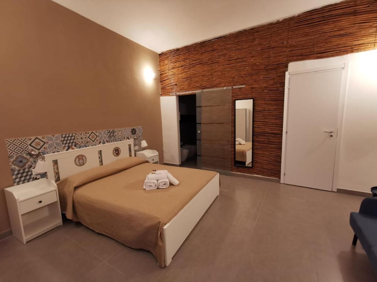 Hercules Suites Noto Extérieur photo